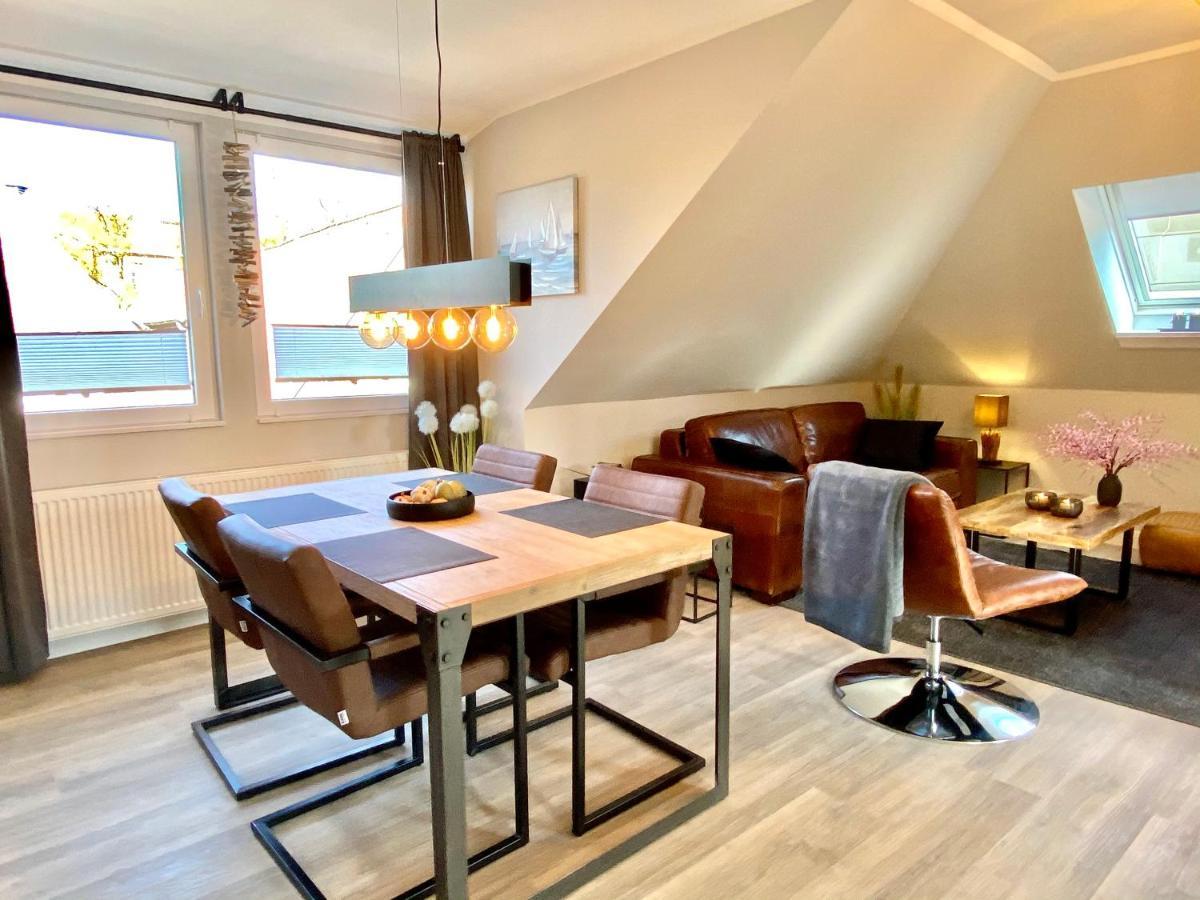 Schoene Ferienwohnungen Teilweise Mit Dachterrasse Im Herzen Von Itzehoe Exterior photo