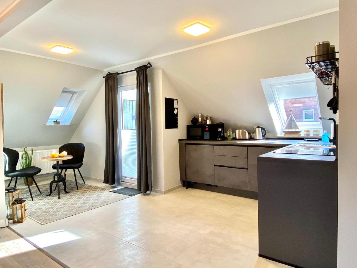 Schoene Ferienwohnungen Teilweise Mit Dachterrasse Im Herzen Von Itzehoe Exterior photo