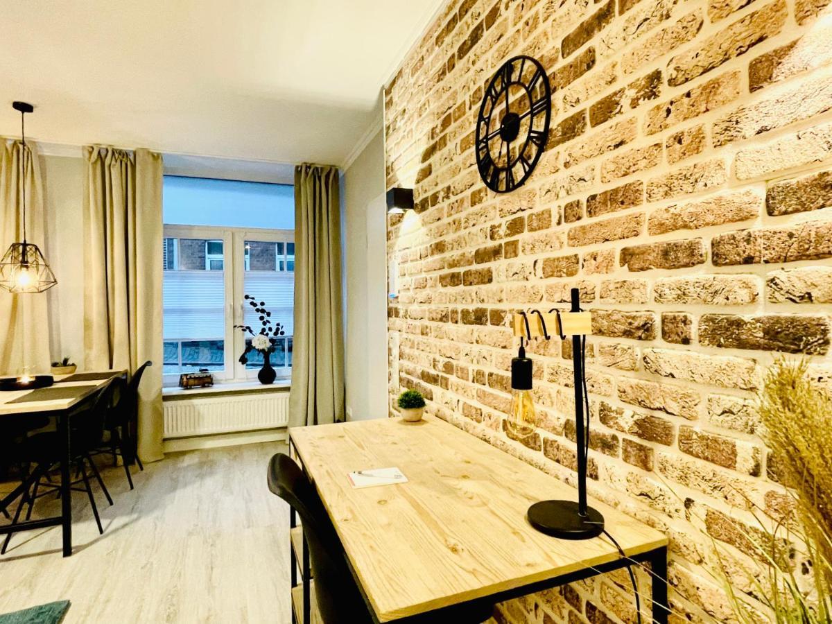 Schoene Ferienwohnungen Teilweise Mit Dachterrasse Im Herzen Von Itzehoe Exterior photo