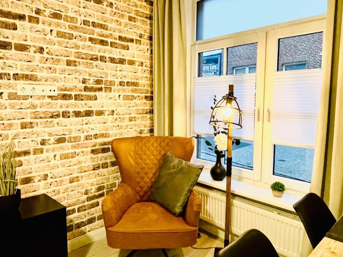 Schoene Ferienwohnungen Teilweise Mit Dachterrasse Im Herzen Von Itzehoe Exterior photo